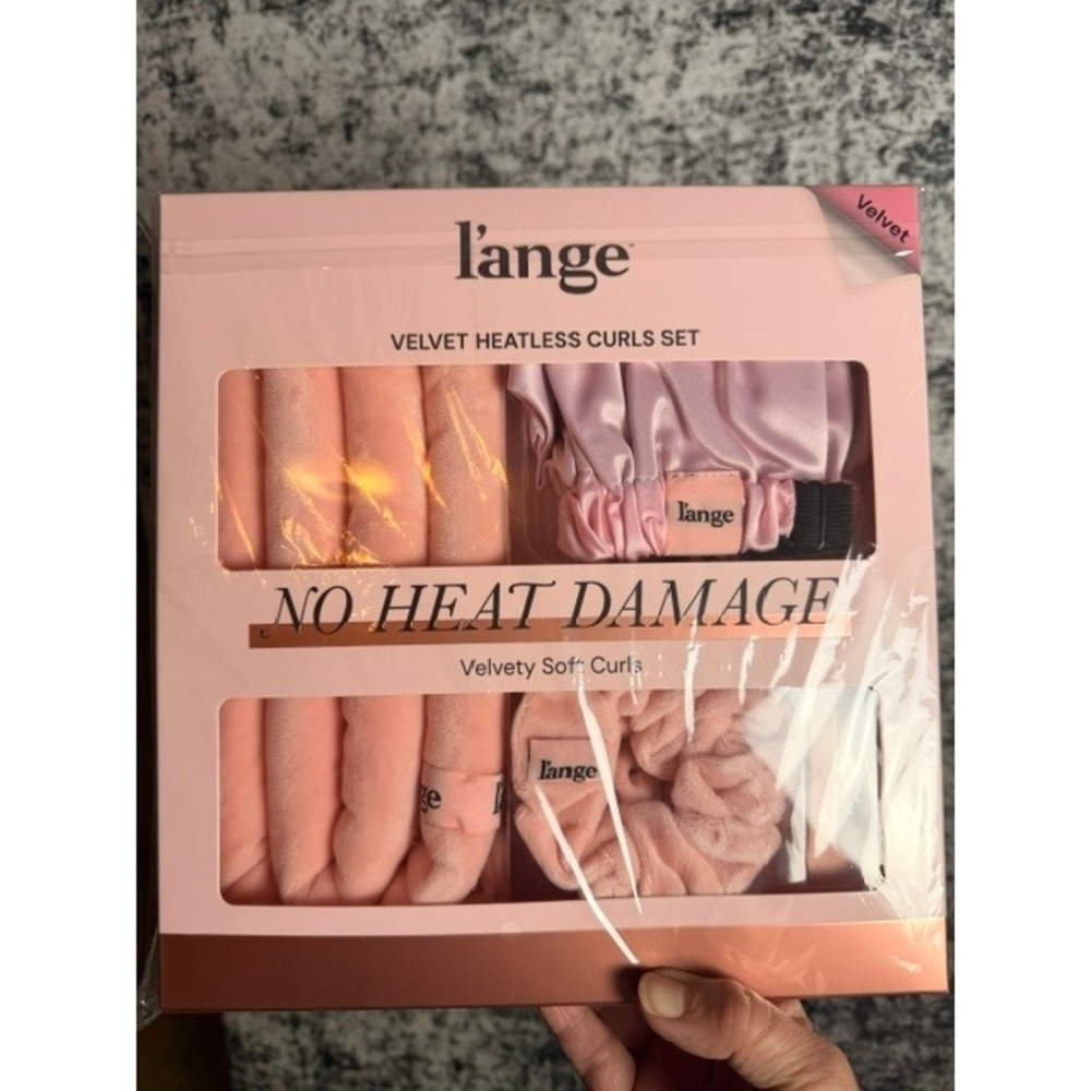l'ange Velvet heathless curls set blush pink color - new never opened